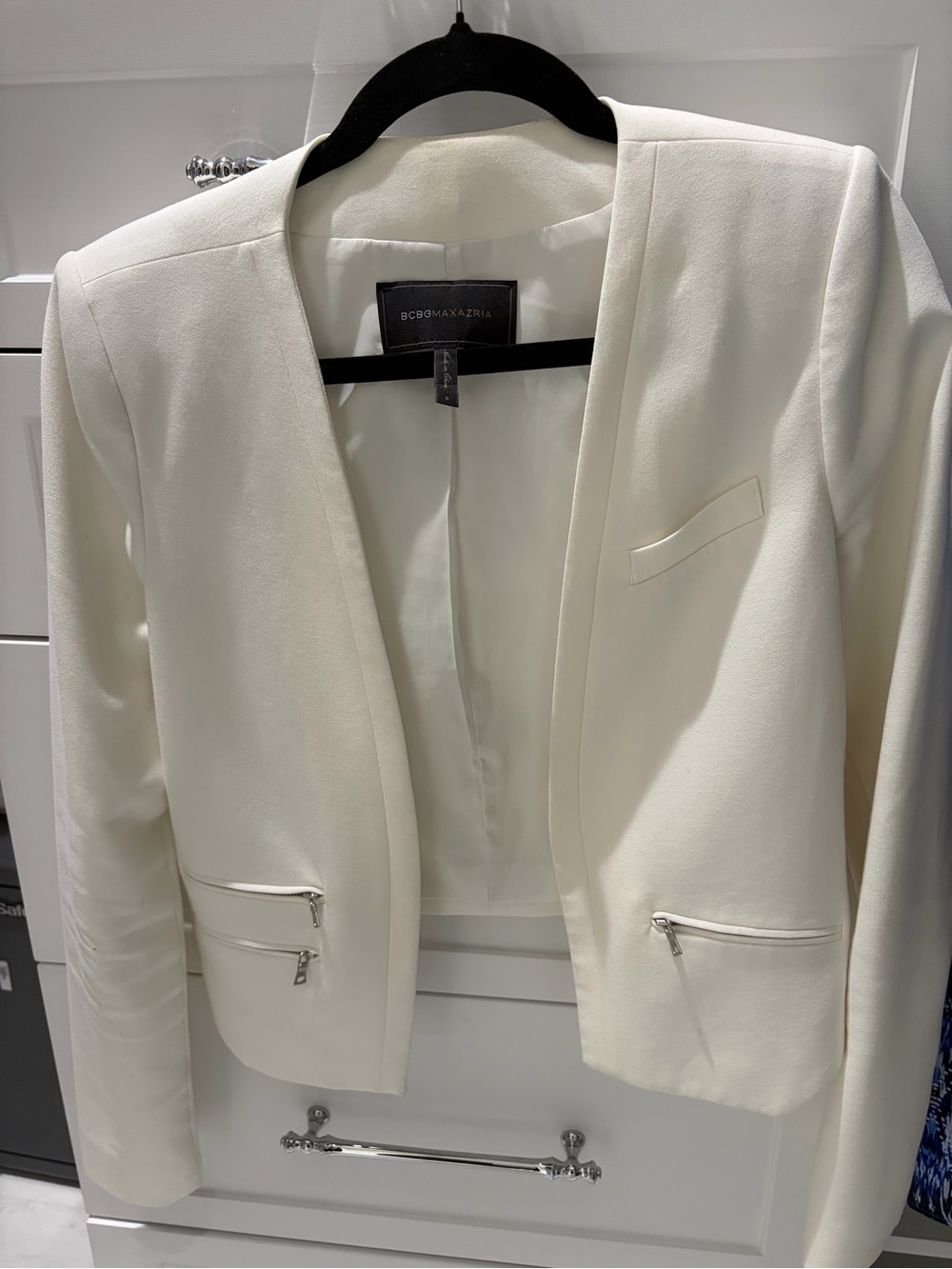 BCBGMaxAzria White Open-Front Blazer with Zip Pockets
